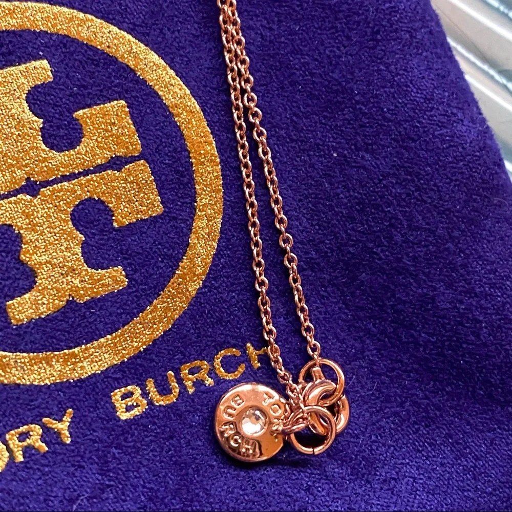 NWOT Tory Burch Rose Gold Tone Pave Circle Double T Logo Pendant Necklace
